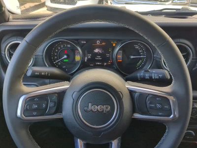 2023 Jeep Wrangler — photo 30 view