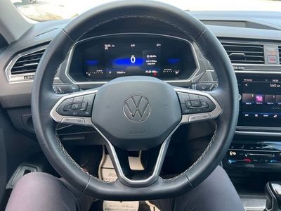 2024 Volkswagen Tiguan SE - Photo 16