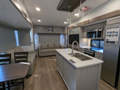 2026 Alliance RV Avenue — photo 16 view