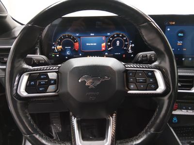 2024 Ford Mustang - Photo 12