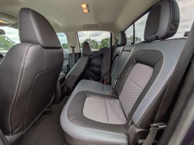 2018 Chevrolet Colorado — photo 12 view