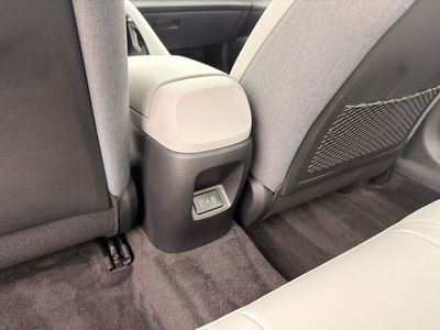 2025 Hyundai Elantra - Photo 31