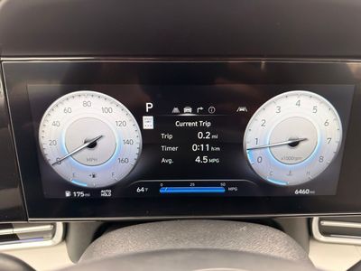 2025 Hyundai Elantra - Photo 11