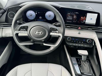 2025 Hyundai Elantra - Photo 53