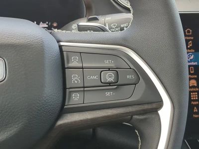 2026 Jeep Grand Cherokee — photo 33 view