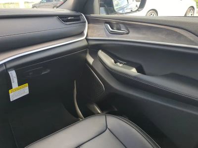 2026 Jeep Grand Cherokee — photo 20 view