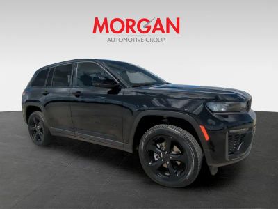 2026 Jeep Grand Cherokee — side profile view