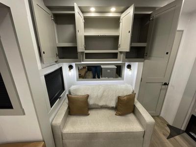 2026 Brinkley Model Z - Photo 33