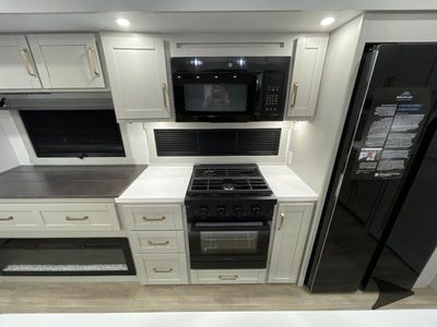 2026 Brinkley Model Z - Photo 46