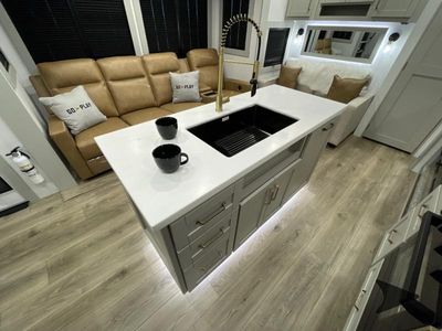 2026 Brinkley Model Z - Photo 51
