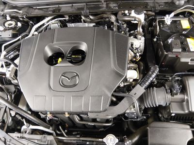 2025 Mazda Mazda3 Hatchback — photo 9 view