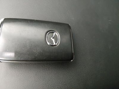 2025 Mazda Mazda3 Hatchback — photo 15 view
