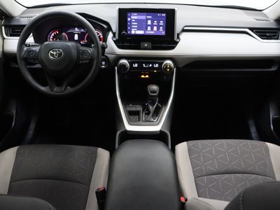2024 Toyota RAV4 FWD - Photo 31