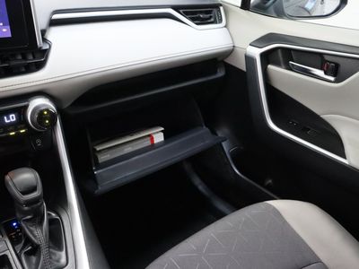 2024 Toyota RAV4 FWD - Photo 23