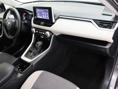2024 Toyota RAV4 FWD - Photo 38
