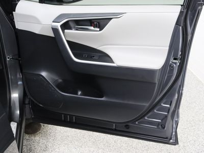 2024 Toyota RAV4 FWD - Photo 37