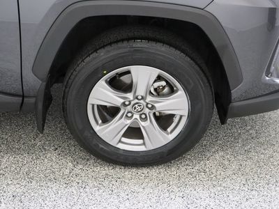 2024 Toyota RAV4 FWD - Photo 5