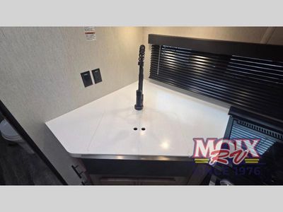 2023 Forest River RV Cherokee Black Label - Photo 11