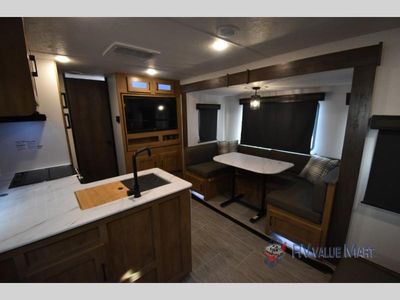 2024 Coachmen RV Freedom Express Ultra Lite - Photo 7