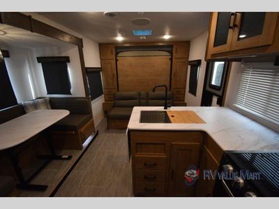 2024 Coachmen RV Freedom Express Ultra Lite - Photo 16