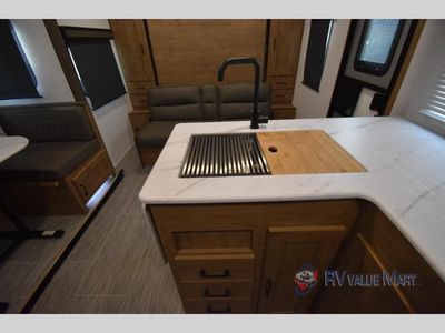 2024 Coachmen RV Freedom Express Ultra Lite - Photo 11
