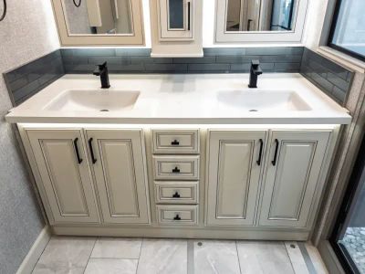 2027 Fleetwood DISCOVERY LXE — photo 19 view