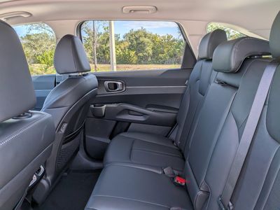 2026 Kia Sorento - Photo 15