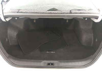 2024 Nissan Altima — photo 11 view
