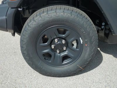 2026 Jeep Wrangler — photo 11 view