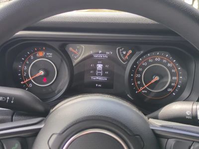 2026 Jeep Wrangler — photo 28 view