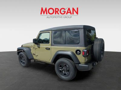 2026 Jeep Wrangler — photo 7 view