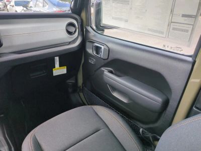 2026 Jeep Wrangler — photo 19 view