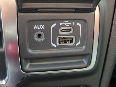 2026 Jeep Wrangler — photo 24 view