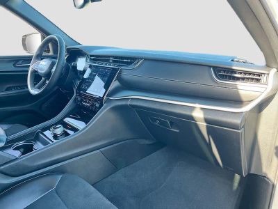 2023 Jeep Grand Cherokee — photo 27 view