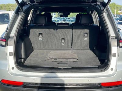 2023 Jeep Grand Cherokee — photo 24 view