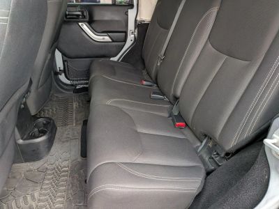 2016 Jeep Wrangler - Photo 19