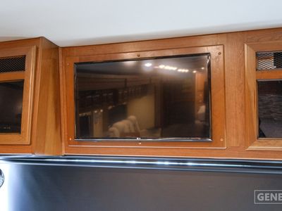 2017 Fleetwood Pace Arrow LXE - Photo 14