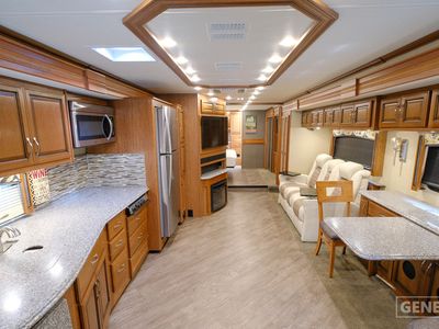 2017 Fleetwood Pace Arrow LXE - Photo 5