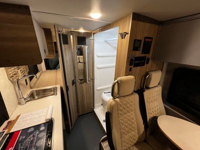 2025 Winnebago SOLIS - Photo 29