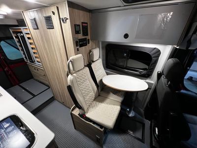 2025 Winnebago SOLIS - Photo 18