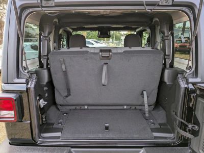 2026 Jeep Wrangler — photo 11 view