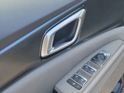 2026 Kia Carnival — engine compartment view