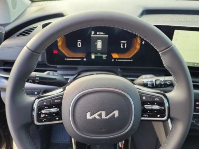 2026 Kia Carnival — photo 13 view
