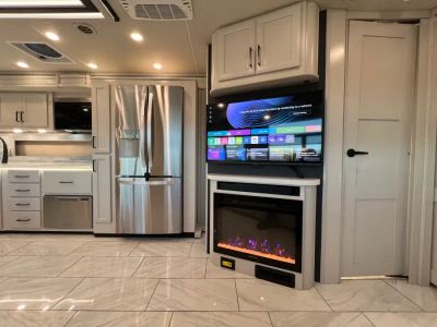 2027 Fleetwood DISCOVERY — photo 8 view