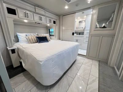 2027 Fleetwood DISCOVERY — photo 18 view