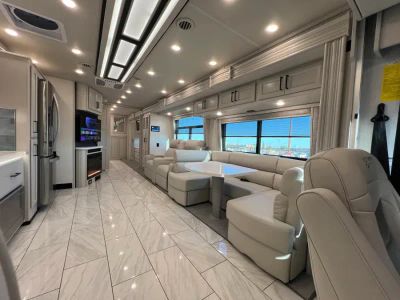 2027 Fleetwood DISCOVERY — photo 13 view