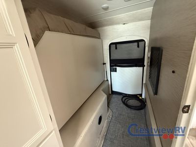 2023 Thor Motor Coach Axis - Photo 10