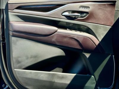 2022 Cadillac Escalade - Photo 16