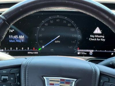 2022 Cadillac Escalade - Photo 3