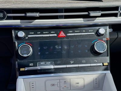 2026 Hyundai SANTA FE HYBRID — photo 13 view